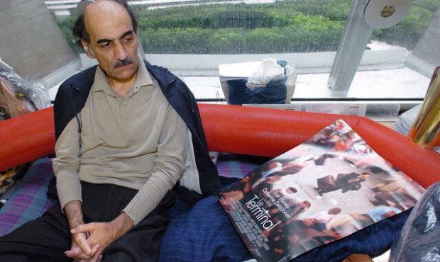 پناهده ایرانی در فرودگاه درگذشت