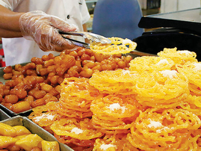 خرید زولبیا و بامیه ماه رمضان از قنادی‌های معتبر | گران فروشی‌ها گزارش شود