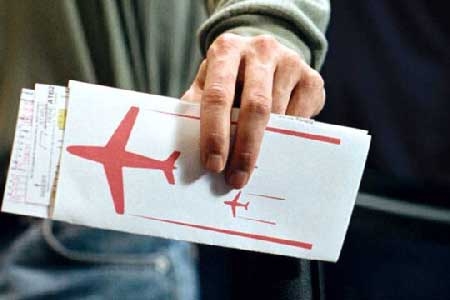 افزایش قیمت بلیت هواپیما قانونی نیست