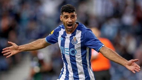 ببینید | وقتی روزه منافاتی با فوتبال ندارد