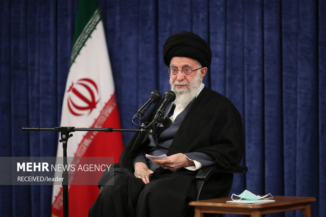 جمعی از شاعران و اساتید ادبیات با رهبر انقلاب دیدار خواهند کرد