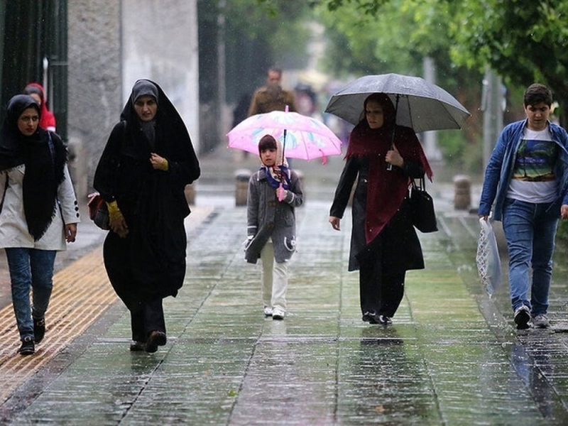 ماندگاری هوای سرد و یخبندان شبانه در تهران تا فردا