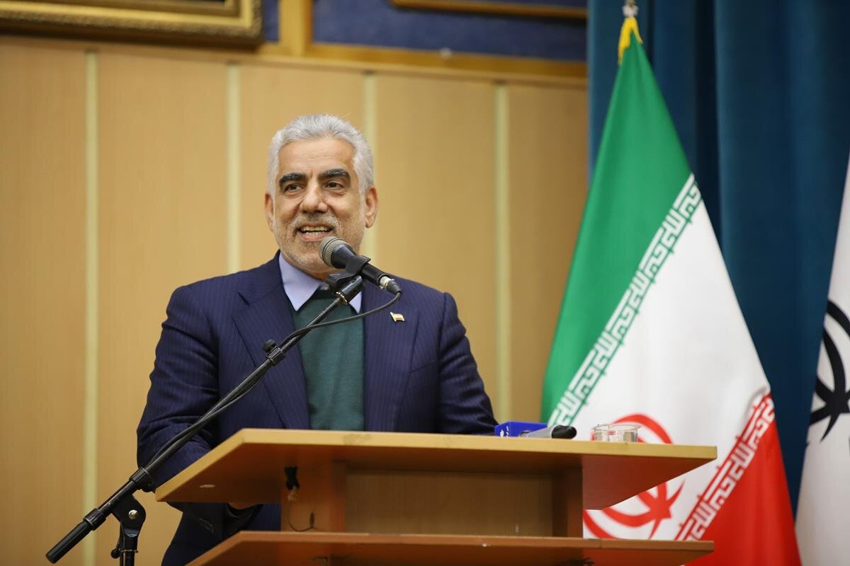 اقدامات فرهنکی با رویکرد ایرانی- اسلامی صورت گیرد