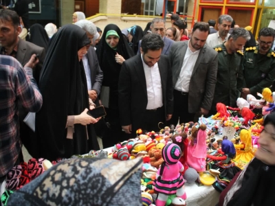 برپایی نمایشگاه غذا و لباس های محلی در رشت