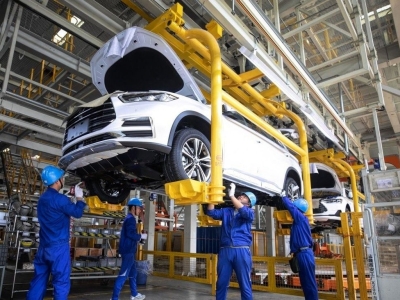 تولید حداقل ۱.۷ میلیون خودرو در سال جاری | کاهش قیمت‌ها در بازار با راه‌اندازی سامانه یکپارچه