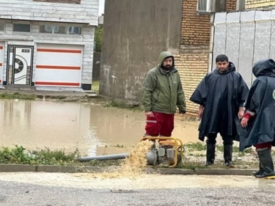 سیل در شمال غرب ایران/ از گرفتاری ۱۲ روستای شهرستان اهر در سیل تا فوت ۳ نفر در ایلام بر اثر صاعقه