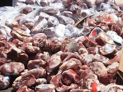 کشف ۱۵۰ تن گوشت و مرغ احتکار شده در تهران