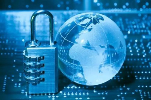 وزیر ارتباطات بر ضرورت رفع فیلترینگ تاکید کرد