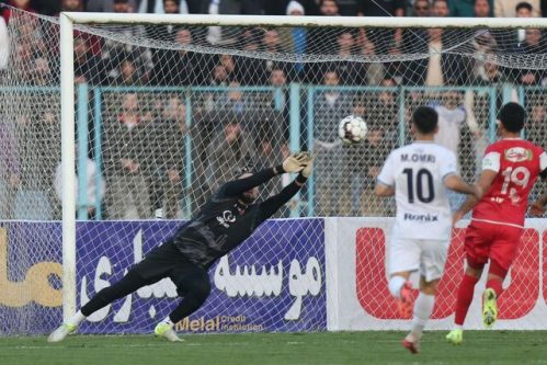 شکست خانگی ملوان برابر پرسپولیس