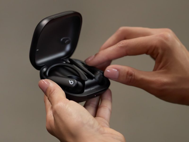 پاوربیتس پرو ۲ معرفی شد؛ هندزفری ۲۰۲۵ اپل با سنسور ضربان قلب