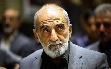 خوشحالی حسین شریعتمداری از سخنرانی پزشکیان در مراسم۲۲ بهمن