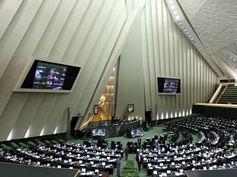 ماجرای خبر استعفای ۴۳ نماینده مجلس چیست؟