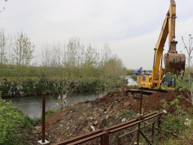 آغاز فرایند لایروبی رودخانه های زرجوب و گوهررود