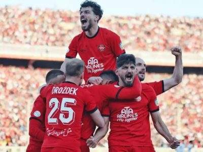 شکست سنگین ملوان در تبریز مقابل تراکتور