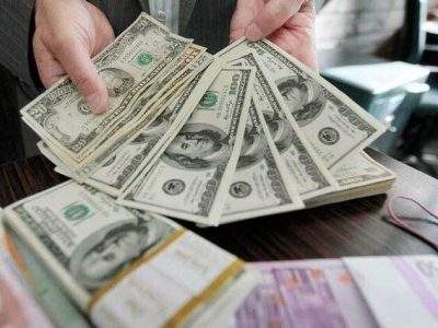 پیش‌بینی قیمت دلار در سال جاری