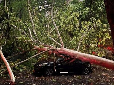 خسارت سنگین تندباد در گیلان