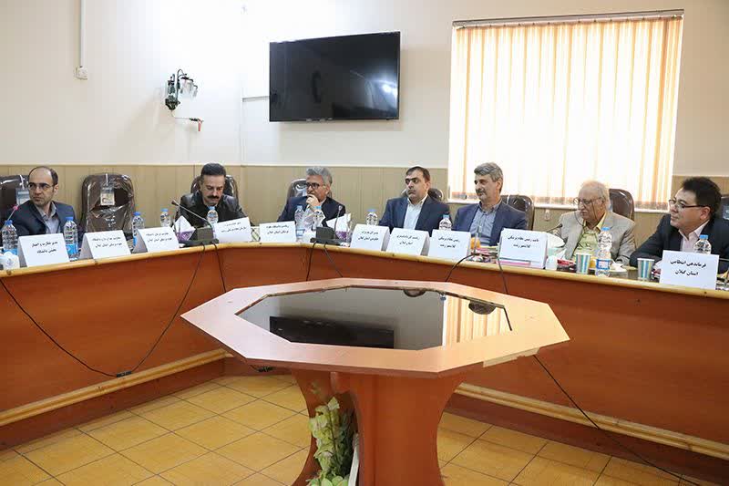 لزوم برخورد جدی علیه مداخله کنندگان غیر مجاز در سلامت مردم