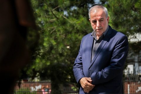 کوچکی نژاد نماینده رشت: مکانیسم ماشه فرصتی برای نمایش قدرت نظام است