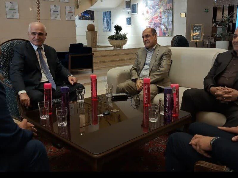 تأکید استاندار گیلان و معاون نخست‌وزیر آذربایجان بر تکمیل راه‌آهن رشت ـ آستارا