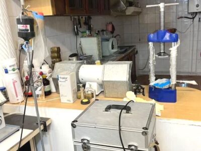 دندانسازی غیرمجاز در لنگرود بسته شد