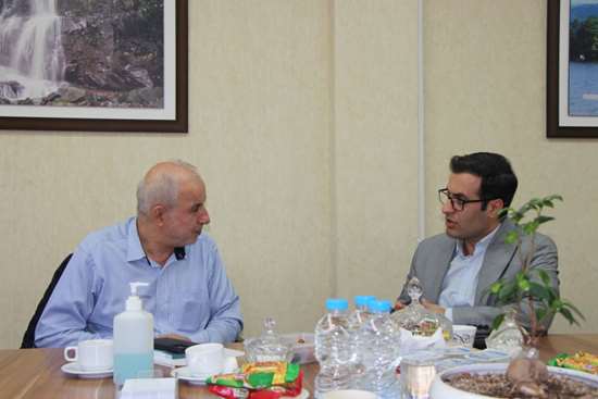 تأکید کوچکی نژاد بر تأمین منابع مالی و تسریع پروژه‌های عمرانی دانشگاه علوم  پزشکی گیلان